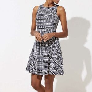 NWT Loft Women's Black and White Geometric Flare Sleeveless Mini Dress SZ 6